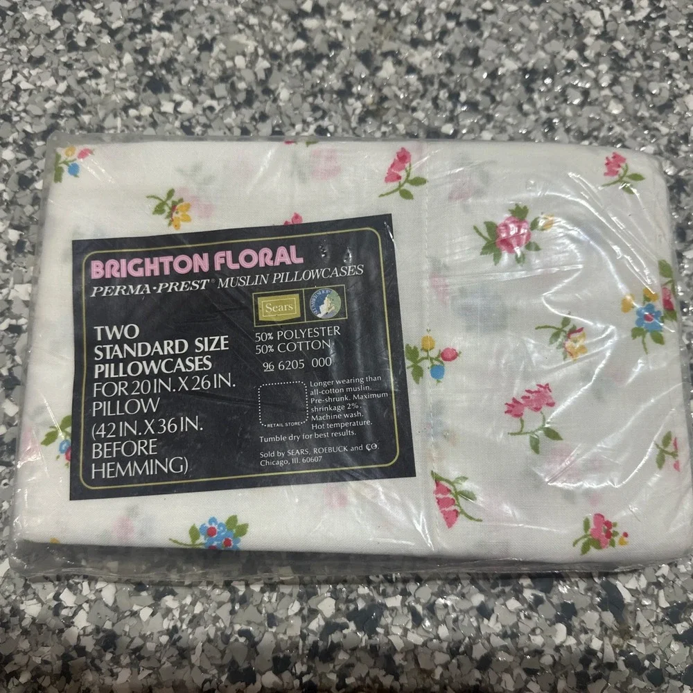 Vintage Brighton Floral Muslim Pillowcases 2 Standard cottagecore‎